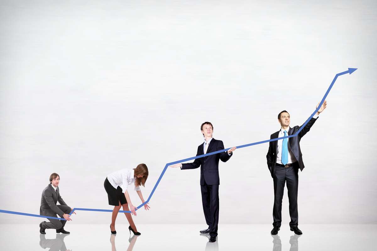 Business Growth And Success Graph (R) (S)